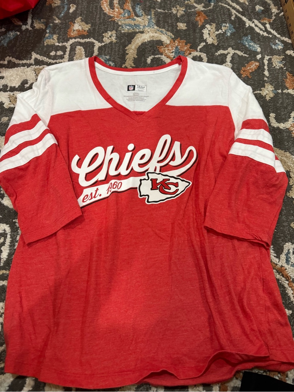 NFL Team Chiefs Team Shirt Women’s Size Large‎ Red White